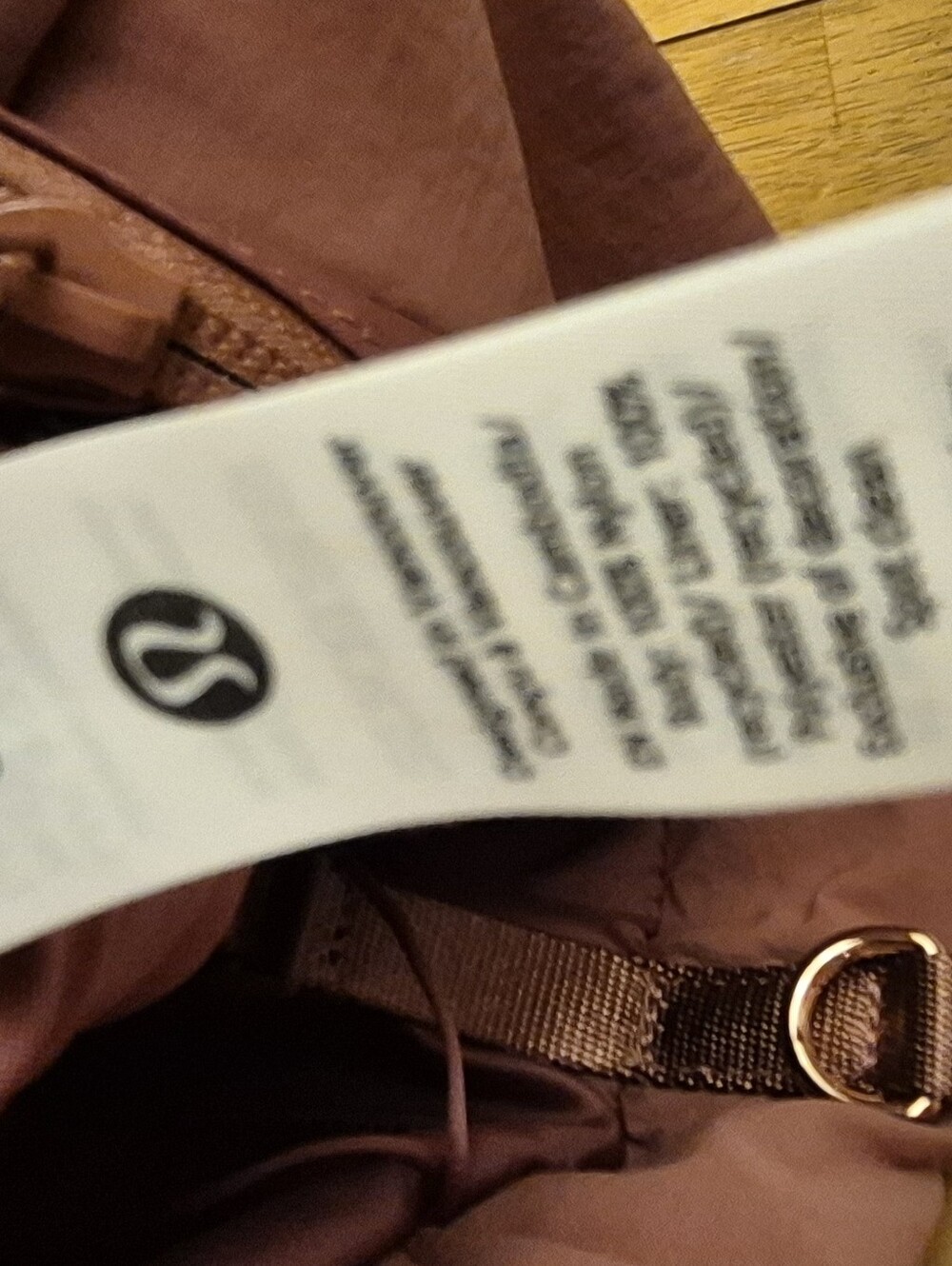 Lululemon Dusk & Rose Gold On My Level Small Tote Bag 5L Crossbody NWT - Picture 10 of 10